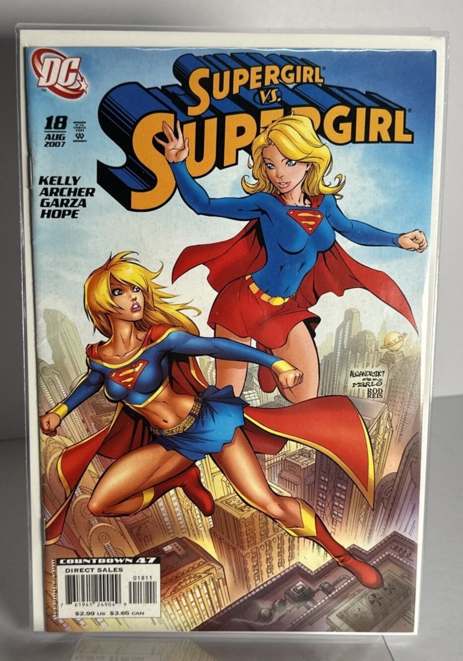DC Comics SUPER GIRL VS. SUPER GIRL COMIC AUG 2007 Comic Book- BOARDED